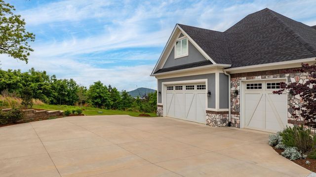 21617 Waterview Drive, Roland, AR 72135