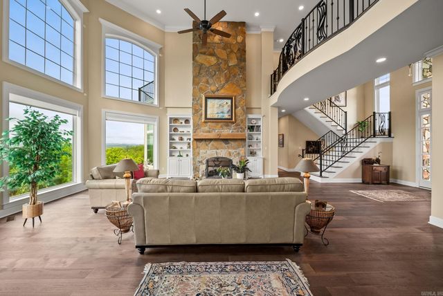 21617 Waterview Drive, Roland, AR 72135