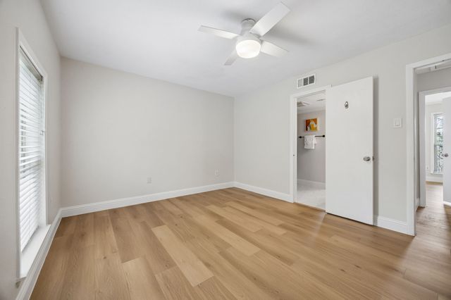 4017 Buena Vista Street 120, Dallas, TX 75204