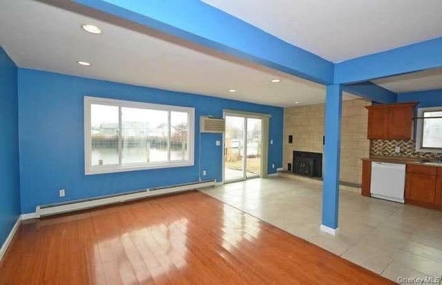 370 Clocks Boulevard, Massapequa, NY 11758
