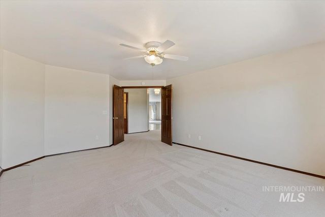 5651 N Crimson Way, Boise, ID 83703