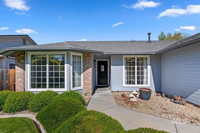 5651 N Crimson Way, Boise, ID 83703