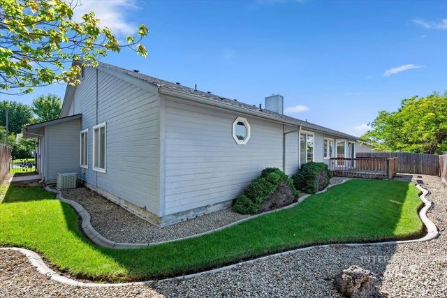 5651 N Crimson Way, Boise, ID 83703