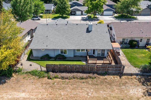 5651 N Crimson Way, Boise, ID 83703