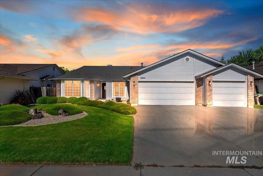 5651 N Crimson Way, Boise, ID 83703