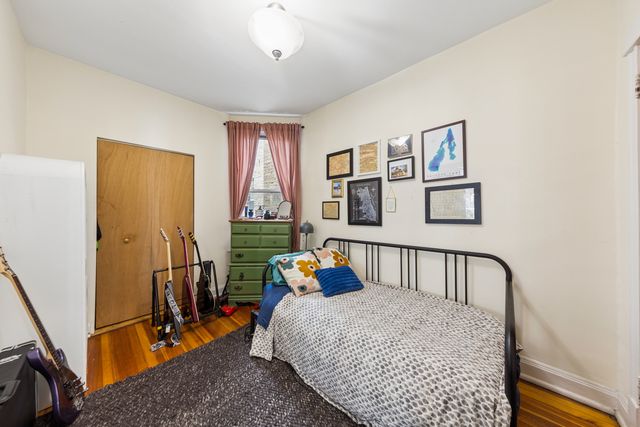 2434 N Albany Avenue, Chicago, IL 60647