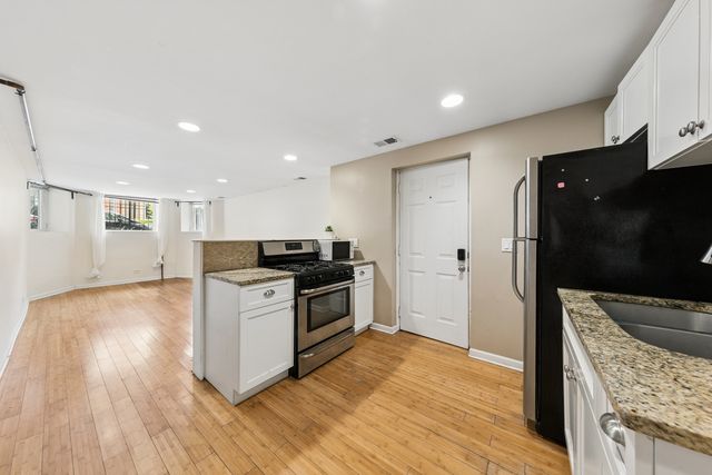 2434 N Albany Avenue, Chicago, IL 60647