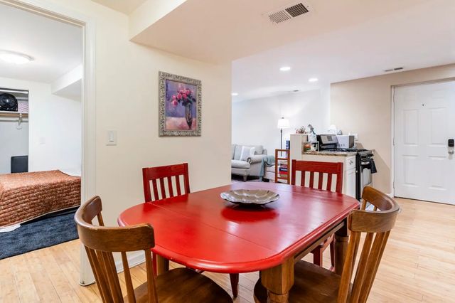 2434 N Albany Avenue, Chicago, IL 60647