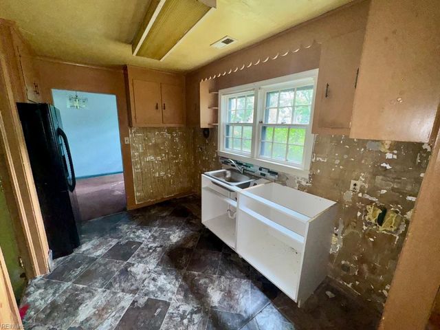 3629 Bell ST, Norfolk, VA 23513