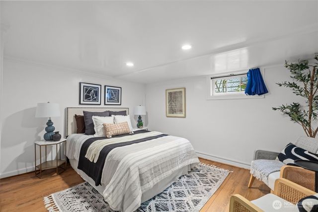 9732 15th Avenue NE, Seattle, WA 98115