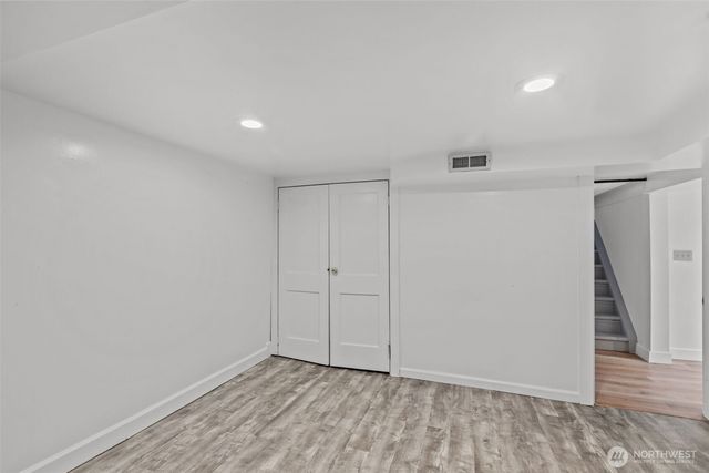 9732 15th Avenue NE, Seattle, WA 98115