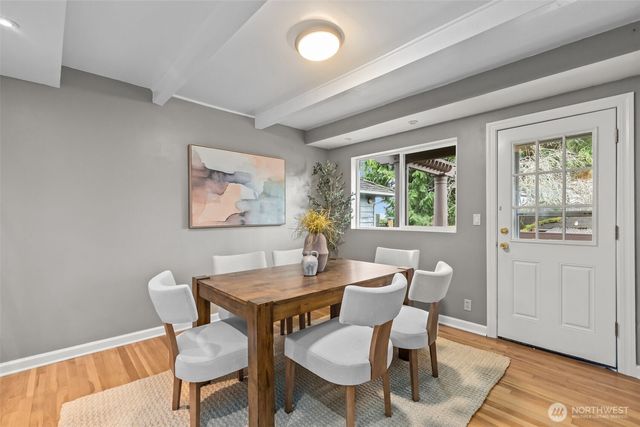 9732 15th Avenue NE, Seattle, WA 98115