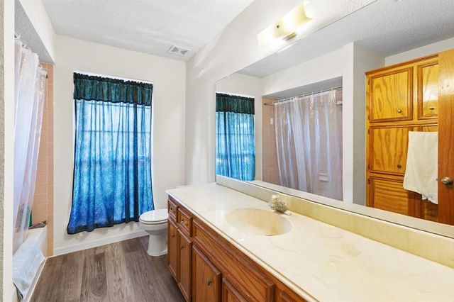 8548 Old Lockhart RD, Buda, TX 78610