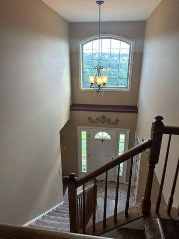 739 MONARCH DR, York, PA 17403