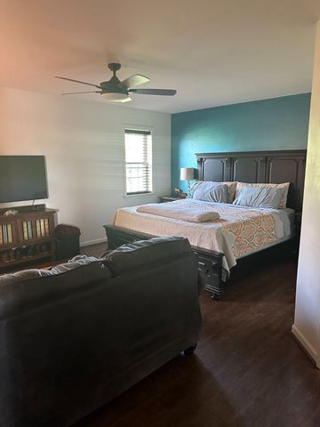 739 MONARCH DR, York, PA 17403