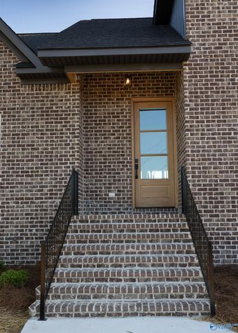 600 Placid Lane, Albertville, AL 35950