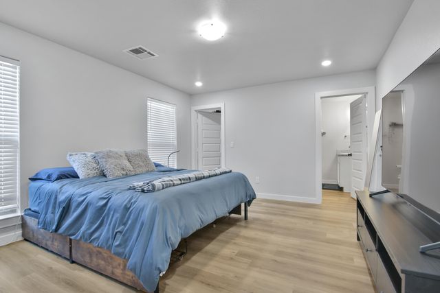 3201 Farmhouse Avenue, Wolfforth, TX 79382