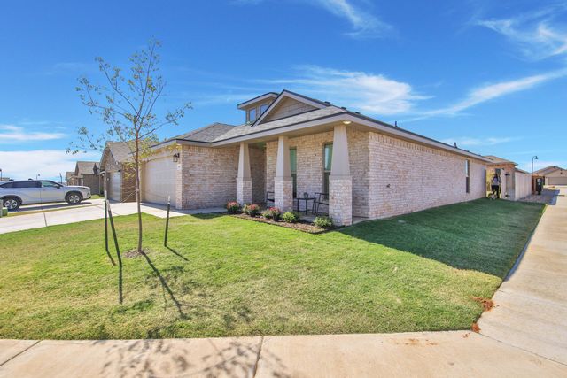 3201 Farmhouse Avenue, Wolfforth, TX 79382