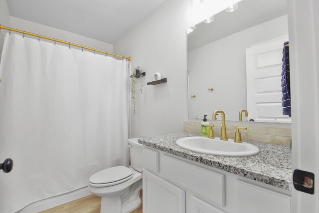 3201 Farmhouse Avenue, Wolfforth, TX 79382