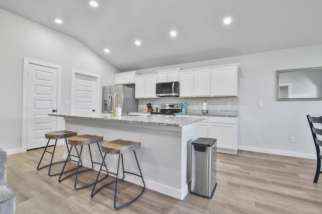 3201 Farmhouse Avenue, Wolfforth, TX 79382