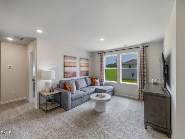 134 Thistle Patch Place, Angier, NC 27501