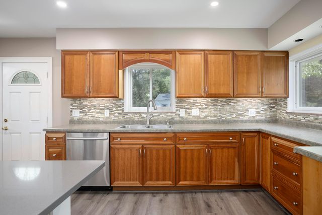 7860 Clark State Road, Blacklick, OH 43004