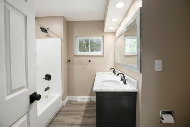 7860 Clark State Road, Blacklick, OH 43004