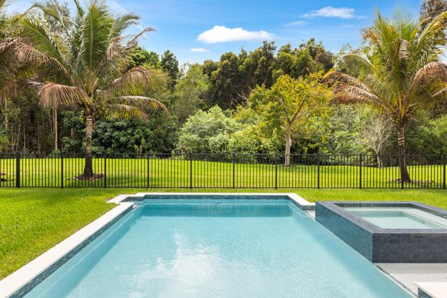 11931 Torreyanna Circle Circle, West Palm Beach, FL 33412