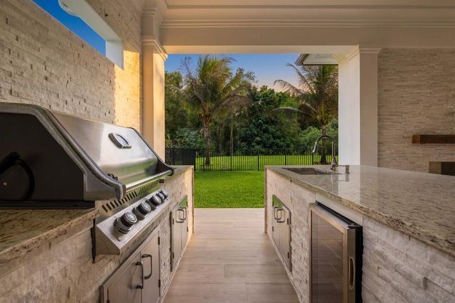 11931 Torreyanna Circle Circle, West Palm Beach, FL 33412