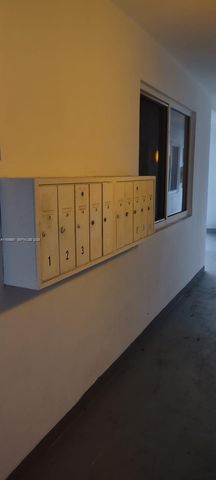 101 NW 29th Ave 4, Fort Lauderdale, FL 33311