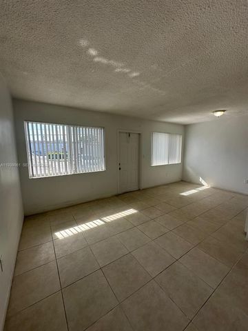 101 NW 29th Ave 4, Fort Lauderdale, FL 33311