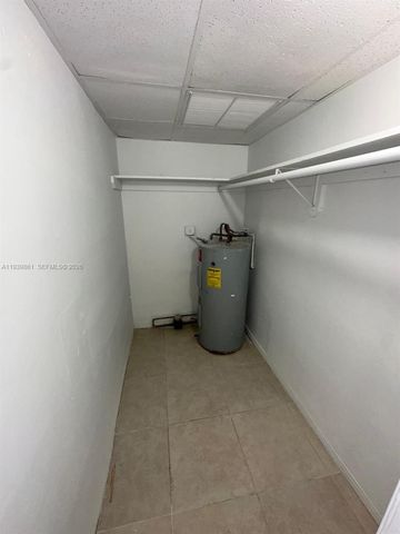 101 NW 29th Ave 4, Fort Lauderdale, FL 33311