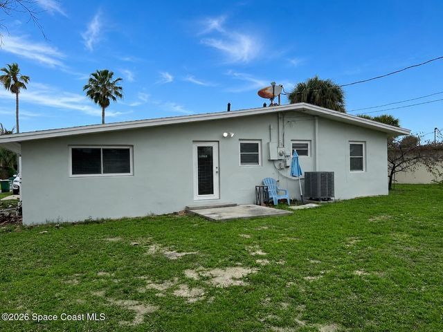 215 Park Avenue, Satellite Beach, FL 32937