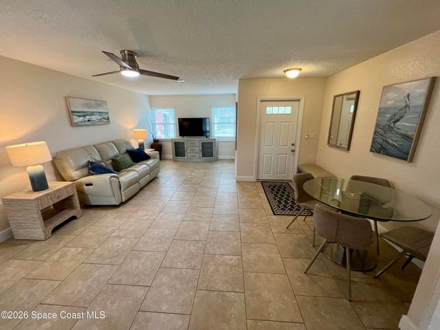 215 Park Avenue, Satellite Beach, FL 32937