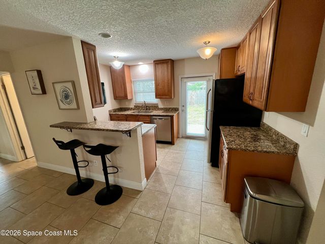 215 Park Avenue, Satellite Beach, FL 32937