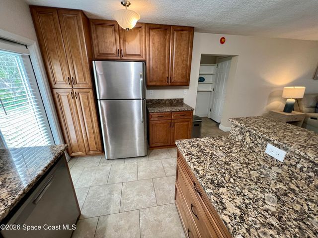 215 Park Avenue, Satellite Beach, FL 32937