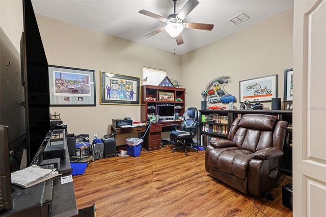 1182 FIESTA KEY CIRCLE, Lady Lake, FL 32159
