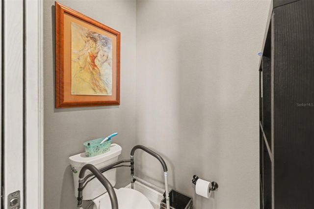 1182 FIESTA KEY CIRCLE, Lady Lake, FL 32159