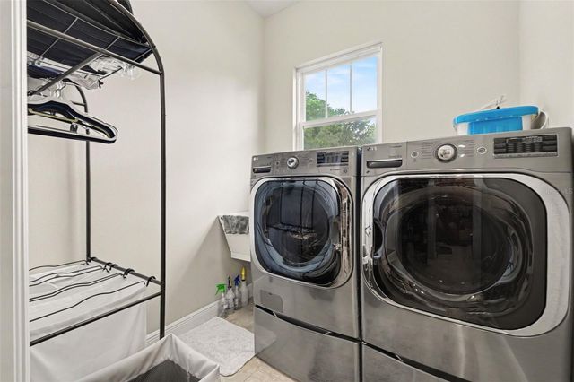 1182 FIESTA KEY CIRCLE, Lady Lake, FL 32159