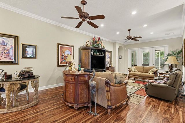 1182 FIESTA KEY CIRCLE, Lady Lake, FL 32159