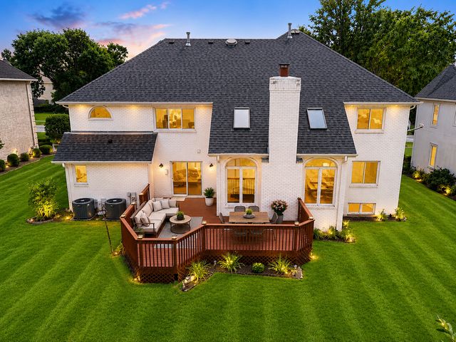 6722 Sweetbriar Lane, Darien, IL 60561