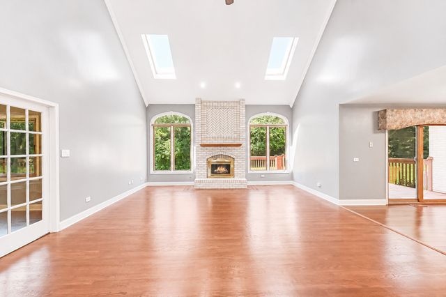 6722 Sweetbriar Lane, Darien, IL 60561