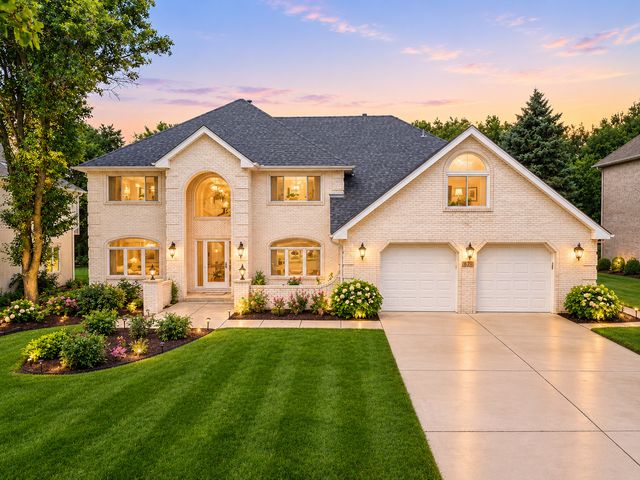6722 Sweetbriar Lane, Darien, IL 60561