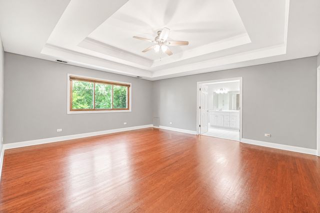 6722 Sweetbriar Lane, Darien, IL 60561