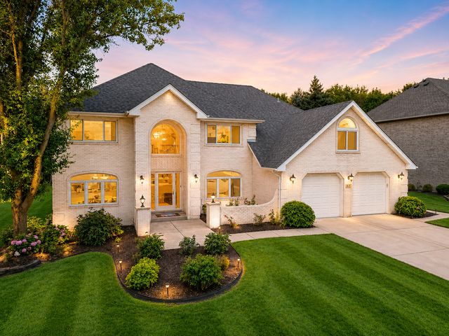 6722 Sweetbriar Lane, Darien, IL 60561