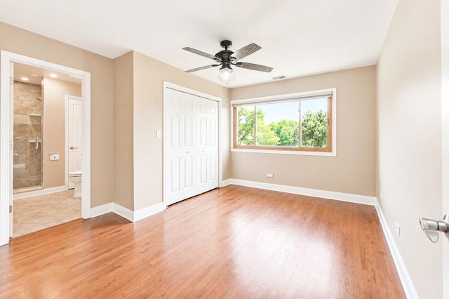 6722 Sweetbriar Lane, Darien, IL 60561