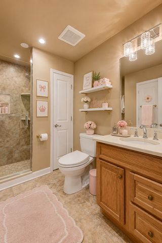 6722 Sweetbriar Lane, Darien, IL 60561