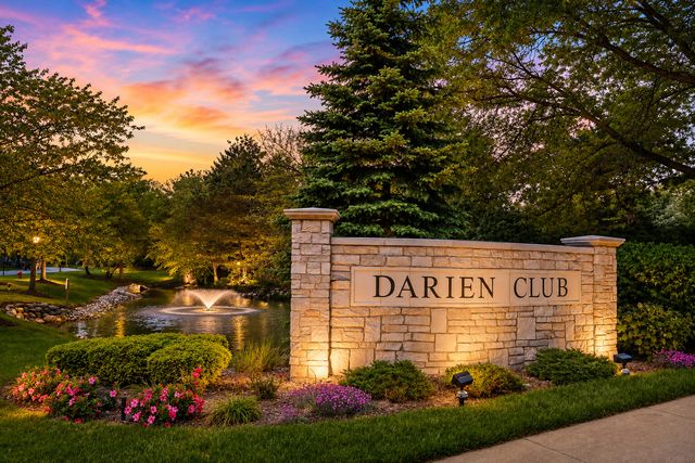6722 Sweetbriar Lane, Darien, IL 60561