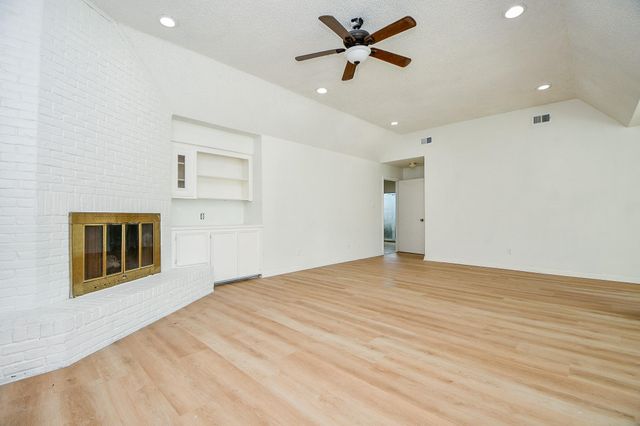 7714 Teal Run Drive, Houston, TX 77071