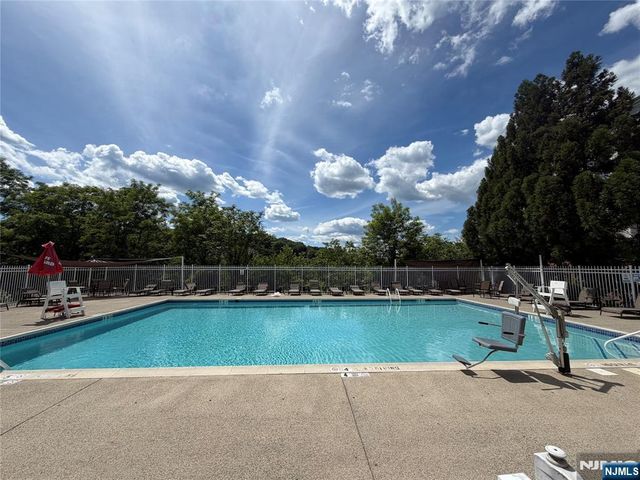 6214 Brookhaven Court 214, Riverdale Borough, NJ 07457